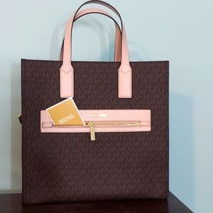 NWOT Michael Kors purse
